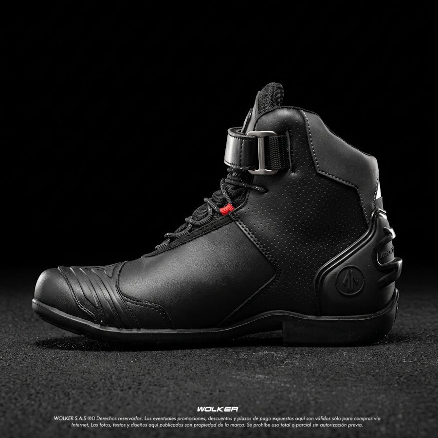 BOTAS WOLKER PARA MOTO GP PATROL Z2 RACING WOLKER.COM 1.2
