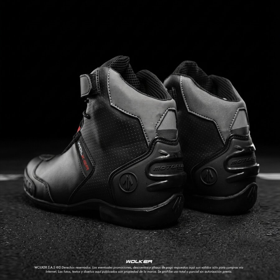 BOTAS WOLKER PARA MOTO GP PATROL Z2 RACING WOLKER.COM 1.5
