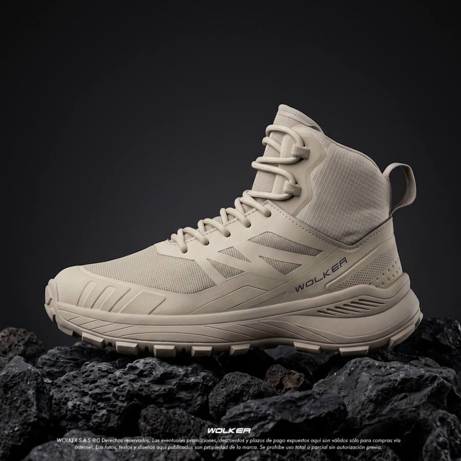 Botas Outdoor Wolker Trek capellada inyectada, Trekking hiking outdoor performance V_TEX 8